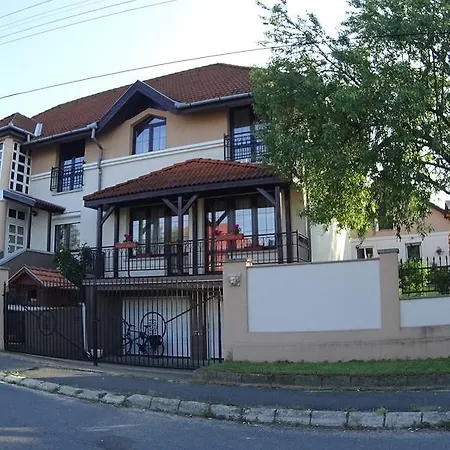 Szofia Σίοφοκ