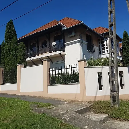 Szofia Guest house *